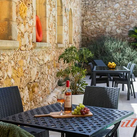 Gozo With Private Pool & Games