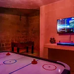 Villa Gozo With Private Pool & Games