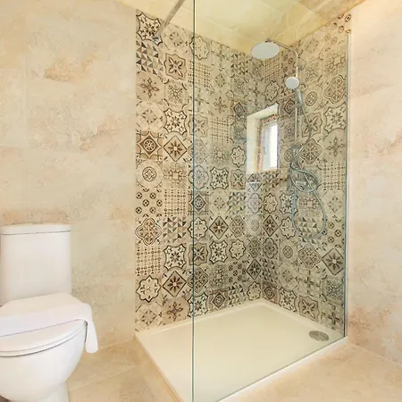 Willa Gozo With Private Pool & Games