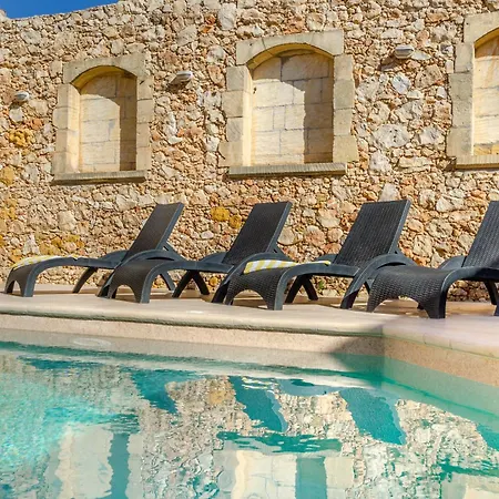 Willa Gozo With Private Pool & Games Sannat