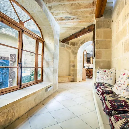 Gozo With Private Pool & Games Willa Sannat