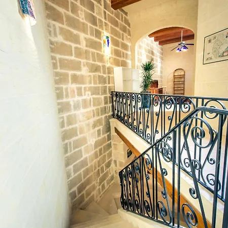 Gozo With Private Pool & Games * Sannat